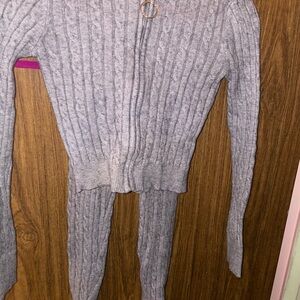 Gray Cable Knit Hooded Zip-Up Sweater with Leggings